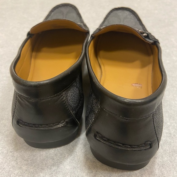 NIB Coach Olive Loafers signature embosses - Picture 6 of 8